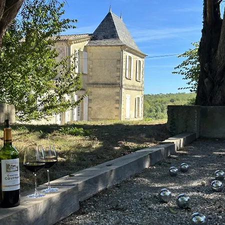 Holiday home Chateau De Charme Proche De St Emilion *
