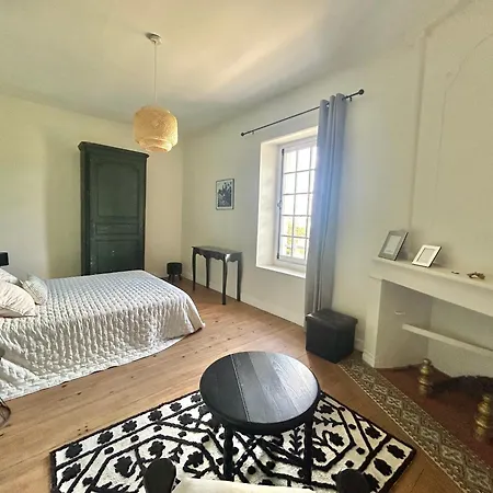 Holiday home Chateau De Charme Proche De St Emilion