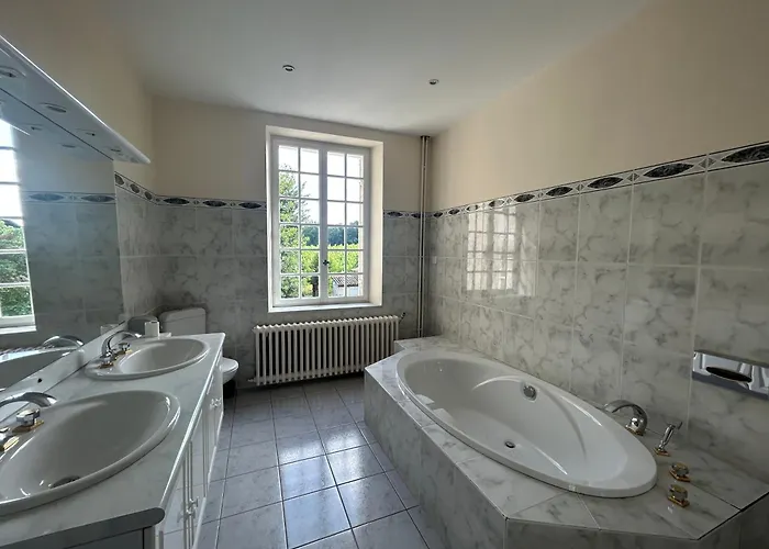 Vakantiehuis Chateau De Charme Proche De St Emilion
