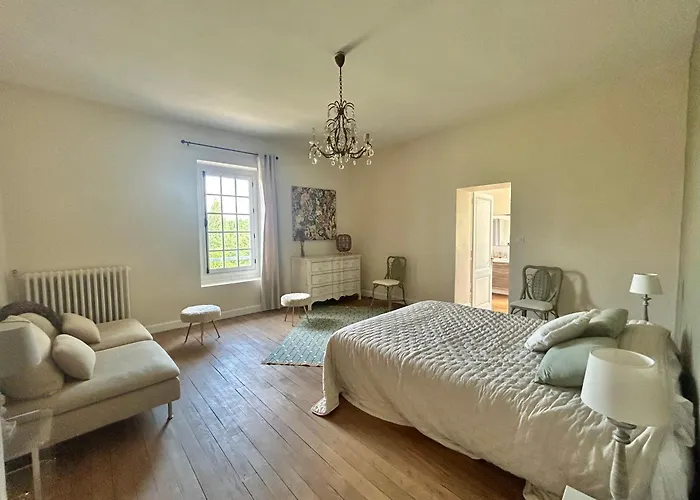 Vakantiehuis Chateau De Charme Proche De St Emilion *